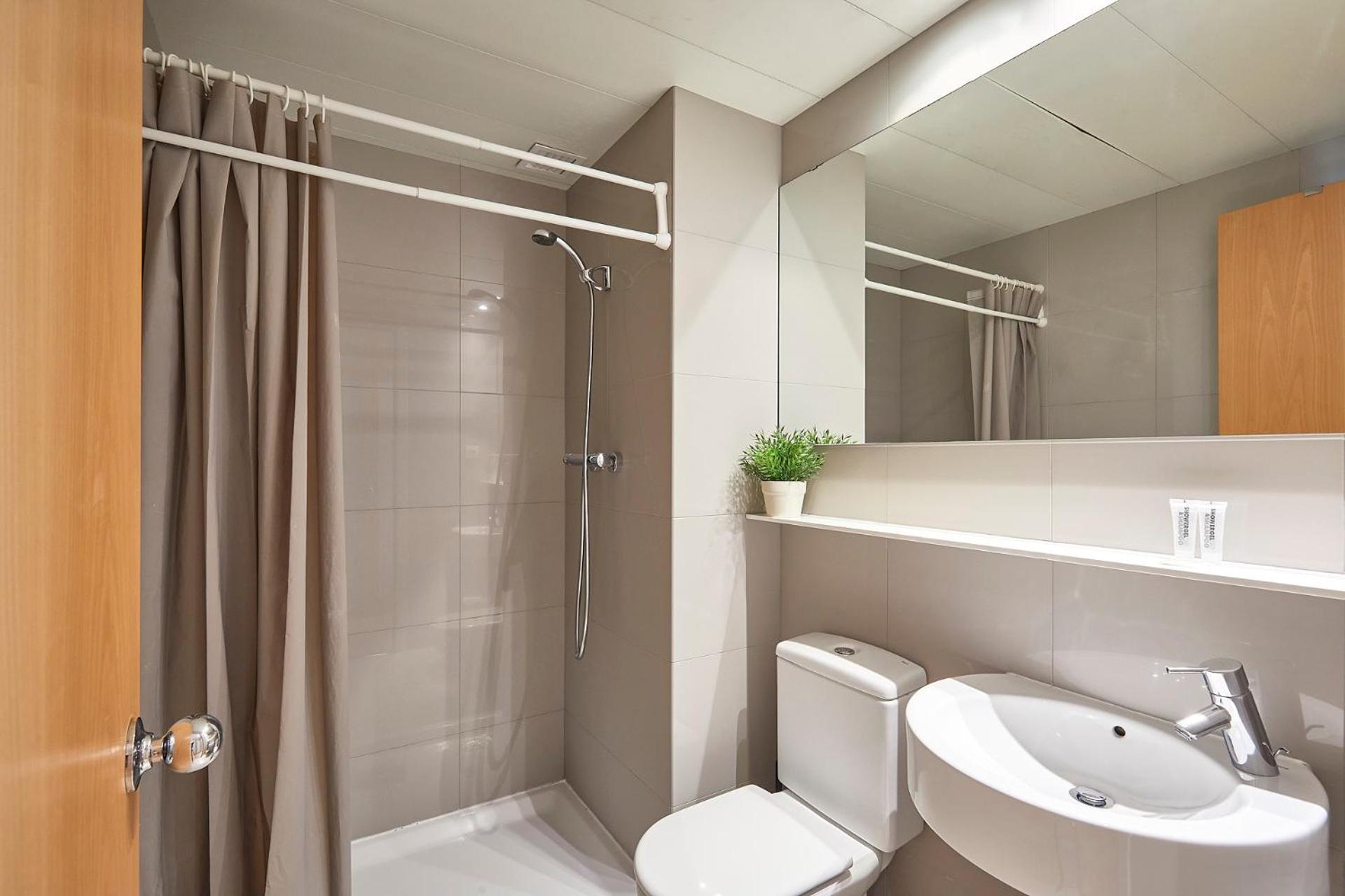 Bbarcelona Placa Universitat Flat Luaran gambar